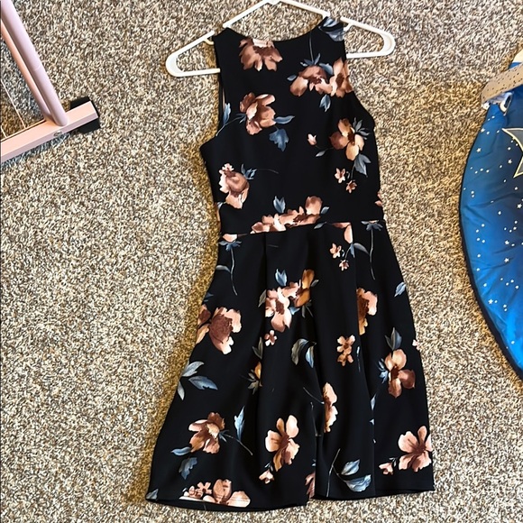 Soprano Black Halter Midi Dress Fit and Flare - Picture 5 of 6